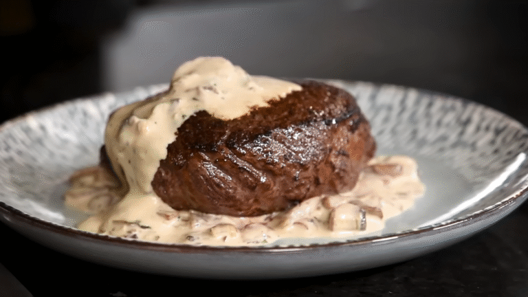 Steak with Mushroom Cream Sauce: A Comforting Classic Worth Savoring